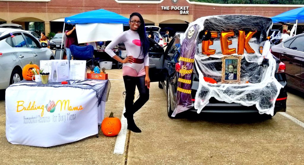 Budding Mama halloween trunk or treat elastigirl vendor event christmas gift giving guide that the entire family will love